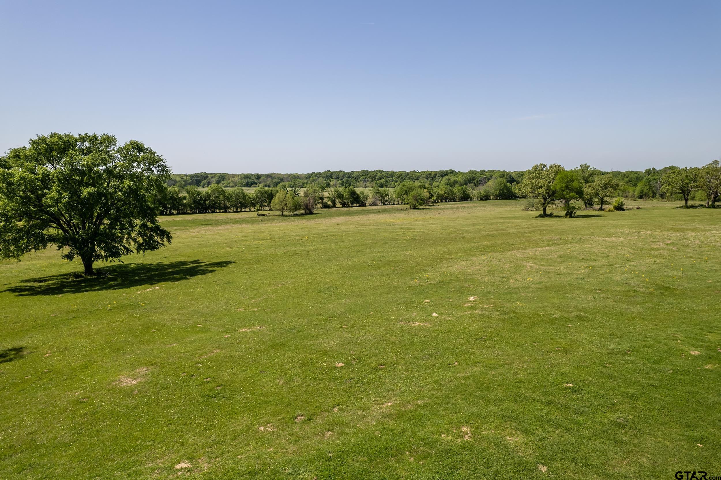 1382 VZ County Road Canton, TX 75103 - Photo 9 of 40 a view of an ocean from a yard