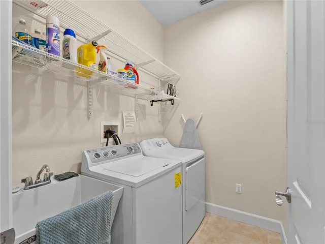 $425,000 | 10390 Coral Landings Lane, Unit 83, Placida, FL 33946