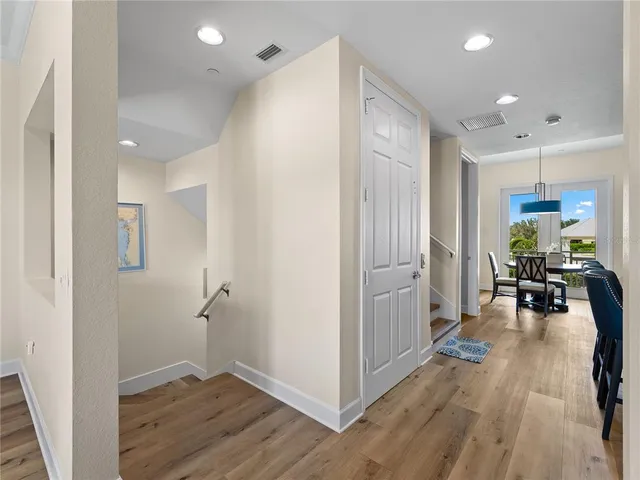 $425,000 | 10390 Coral Landings Lane, Unit 83, Placida, FL 33946