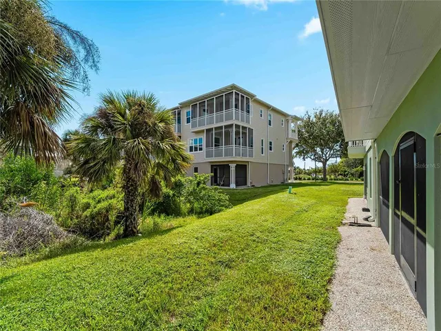 $425,000 | 10390 Coral Landings Lane, Unit 83, Placida, FL 33946