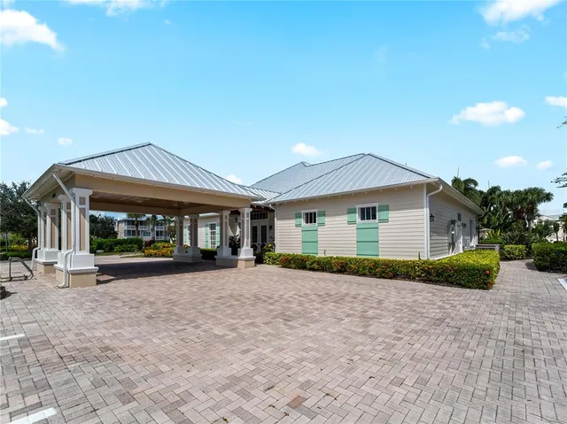 $425,000 | 10390 Coral Landings Lane, Unit 83, Placida, FL 33946