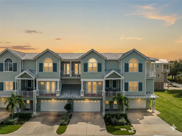 $425,000 | 10390 Coral Landings Lane, Unit 83, Placida, FL 33946