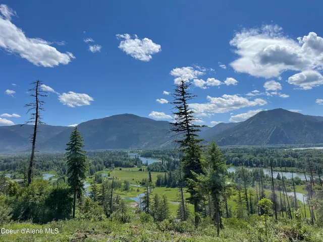 $499,000 | 200 Clark Fork, Clark Fork, ID 83811
