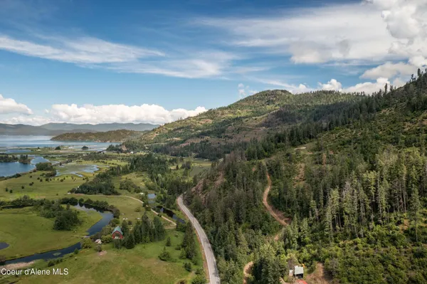 $499,000 | 200 Clark Fork, Clark Fork, ID 83811