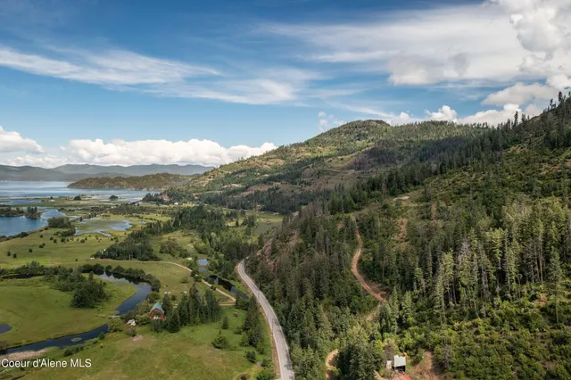 $499,000 | 200 Clark Fork, Clark Fork, ID 83811