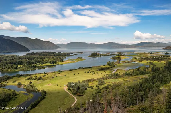 $499,000 | 200 Clark Fork, Clark Fork, ID 83811