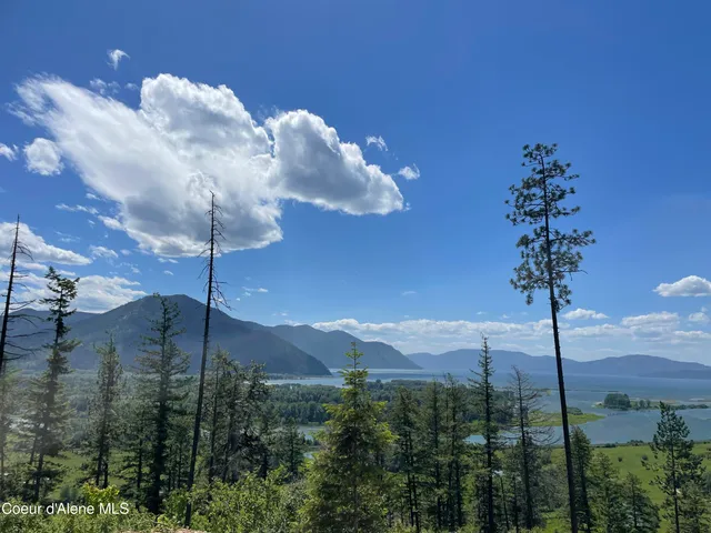 $499,000 | 200 Clark Fork, Clark Fork, ID 83811