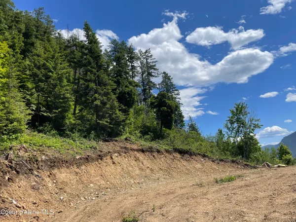 $499,000 | 200 Clark Fork, Clark Fork, ID 83811