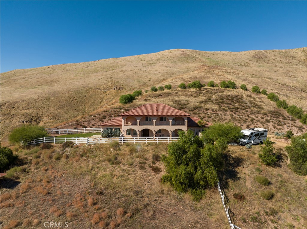 13560 Sego Road Agua Dulce, CA 91390 - Photo 2 of 75