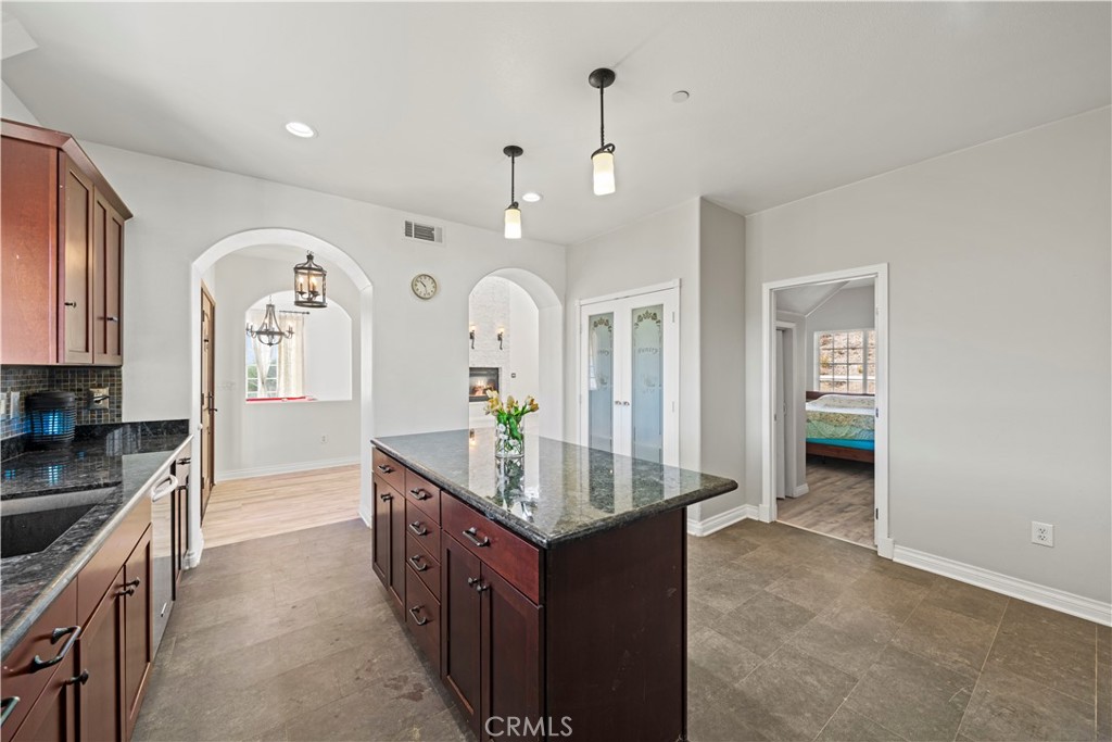 13560 Sego Road Agua Dulce, CA 91390 - Photo 23 of 75