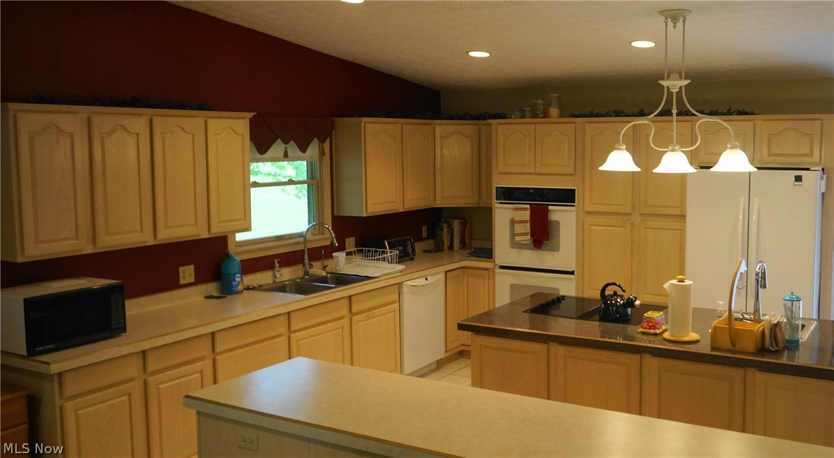 6089 Beach Road Wadsworth, OH 44281 - Photo 11 of 33 Gallery Image 11