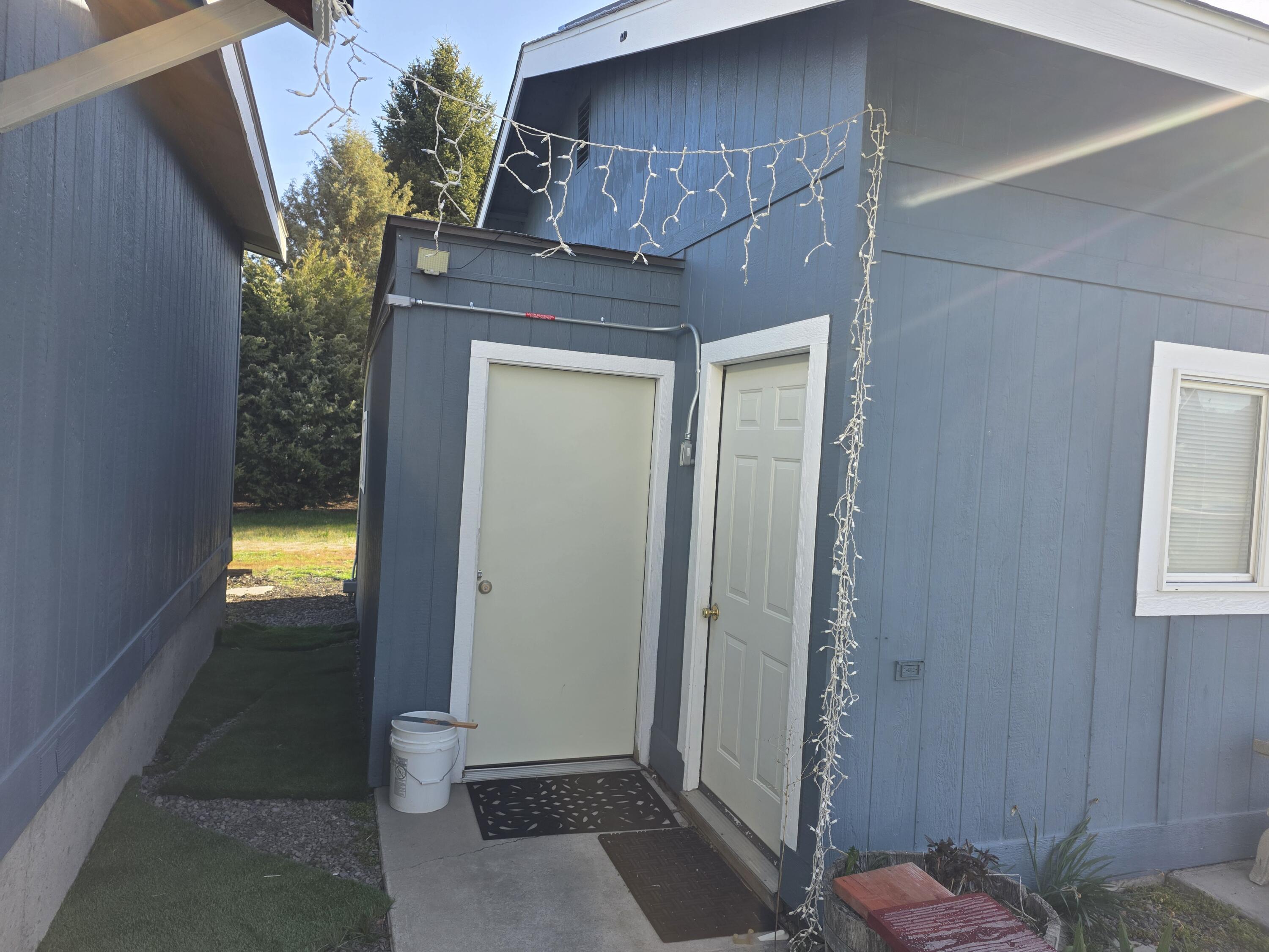 330 North Baker Avenue Chiloquin, OR 97624 - Photo 22 of 34 22
