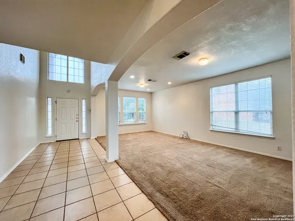 $2,200 | 22335 Mesa, San Antonio, TX 78258
