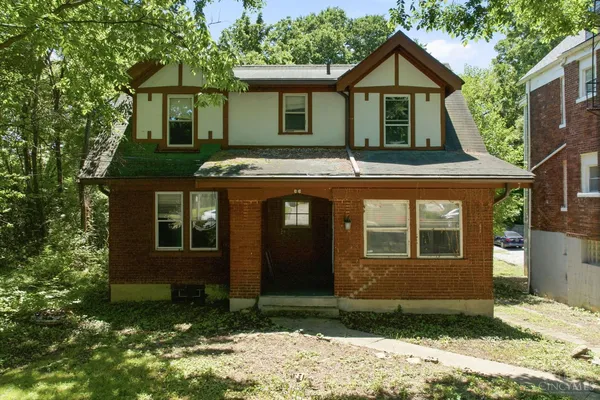 $129,900 | 813 South Fred Shuttlesworth Circle, Cincinnati, OH 45229