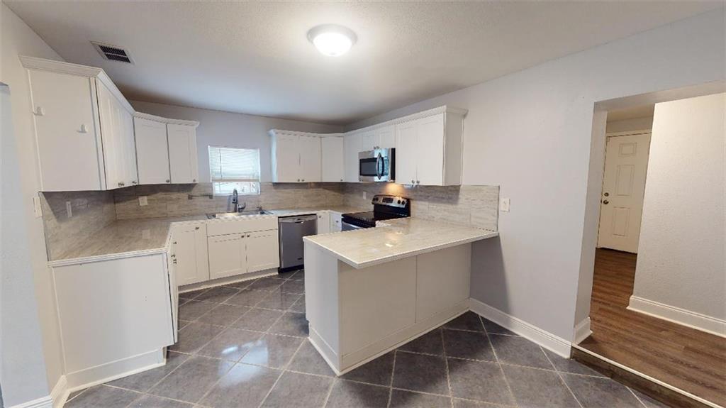 39437 Frierson Road Pearl River, LA 70452 - Photo 5 of 22 Gallery Image 5