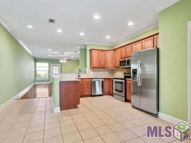 $1,750 | 4848 Windsor Village Drive, Unit 19, Baton Rouge, LA 70817