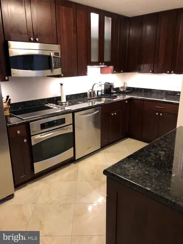 $2,900 | 8370 Greensboro Drive, Unit 811, McLean, VA 22102