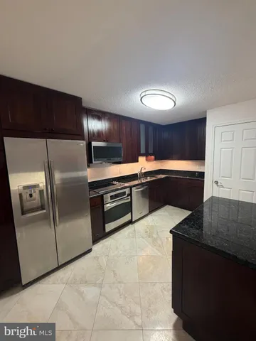 $2,900 | 8370 Greensboro Drive, Unit 811, McLean, VA 22102