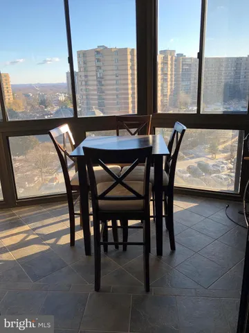 $2,900 | 8370 Greensboro Drive, Unit 811, McLean, VA 22102