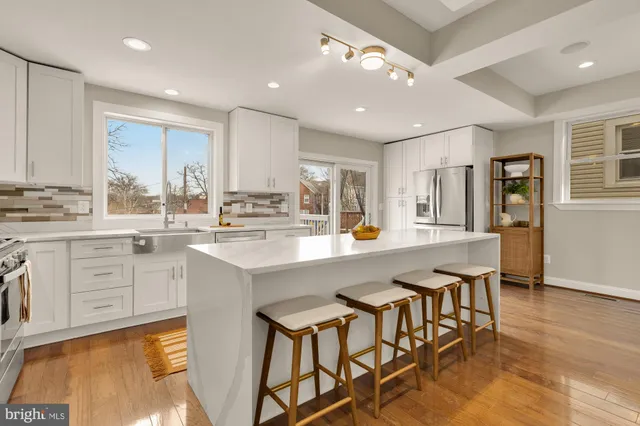 $5,500 | 2228 Kearny Street Northeast, Washington, DC 20018