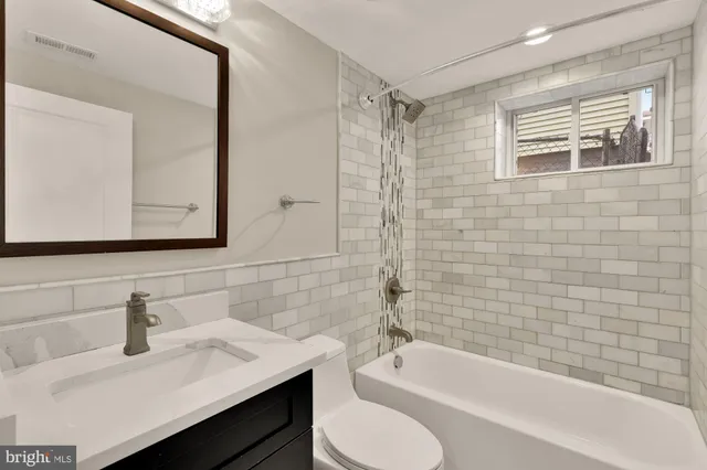 $5,500 | 2228 Kearny Street Northeast, Washington, DC 20018