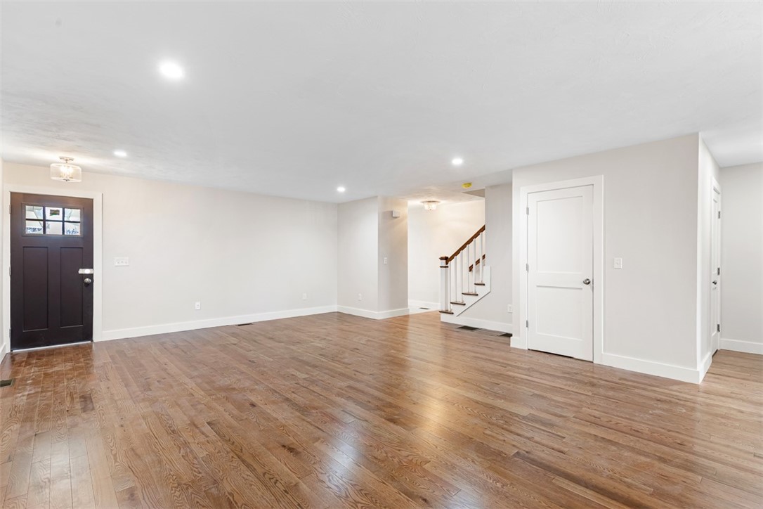 4 Trinity Way Johnston, RI 02919 - Photo 16 of 39