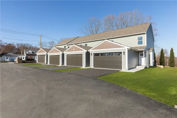 $499,500 | 4 Trinity Way, Johnston, RI 02919