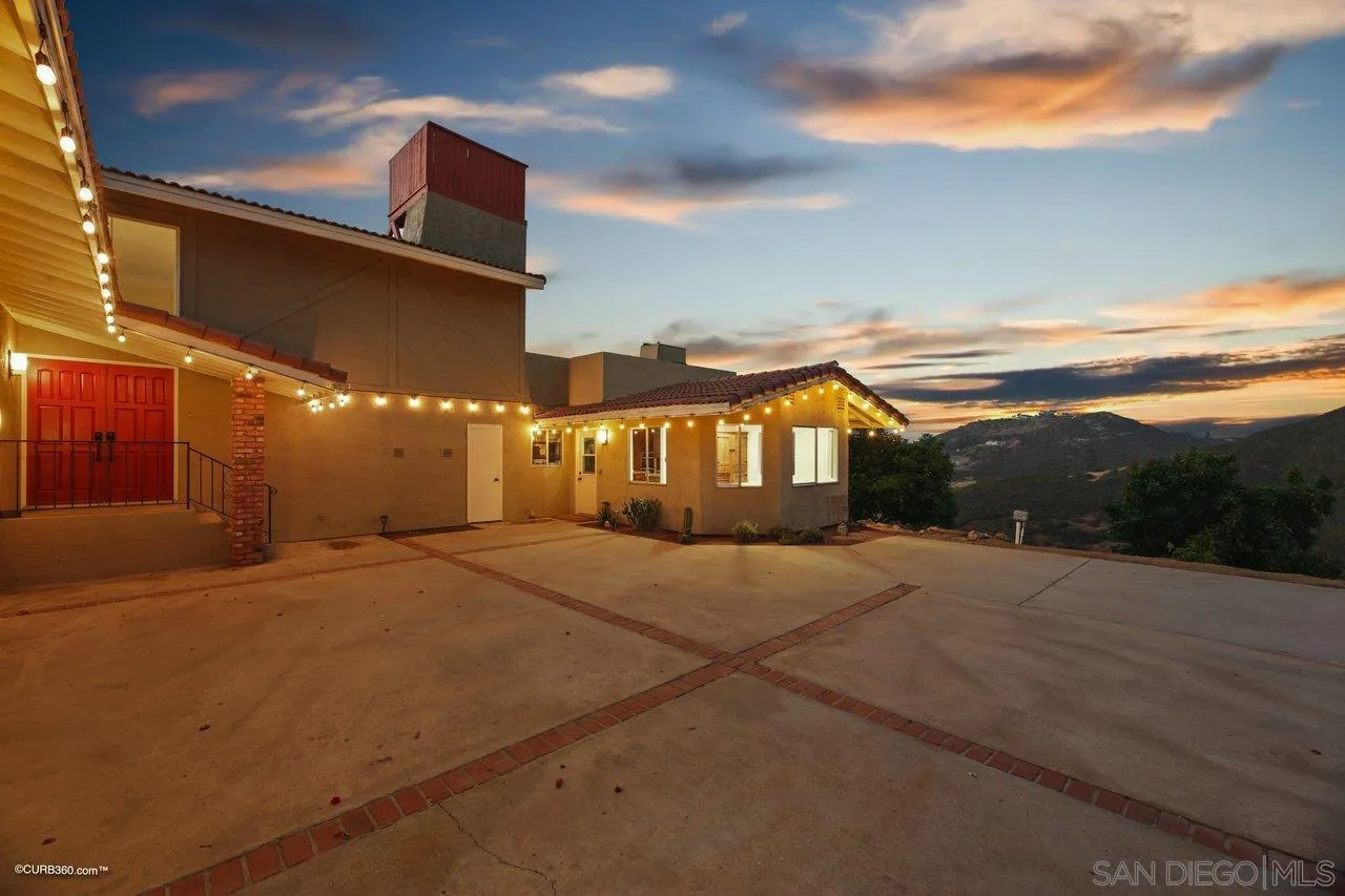 2925 Cordrey Drive Escondido, CA 92029 - Photo 40 of 75