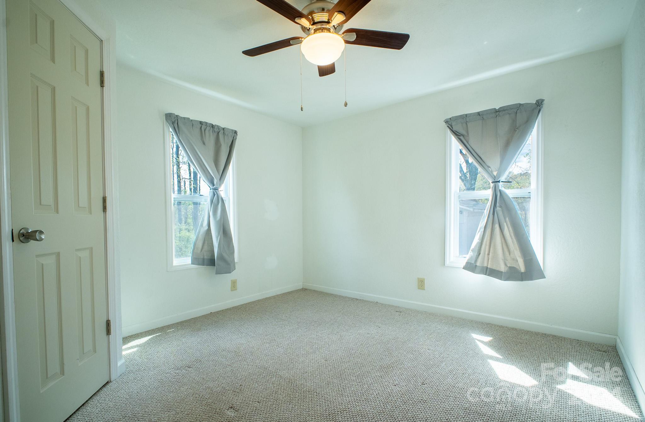 4017 C C & B Farm Road Conover, NC 28613 - Photo 17 of 18 Gallery Image 17