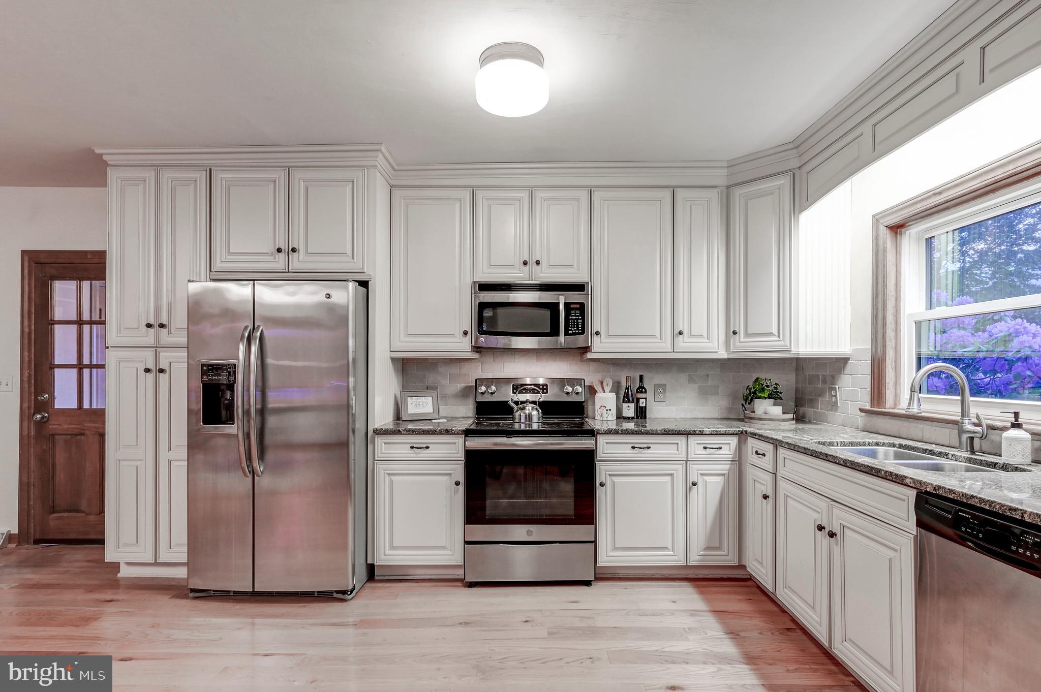 1384 Bon-Ox Road Gettysburg, PA 17325 - Photo 25 of 100 Stainless Appliances