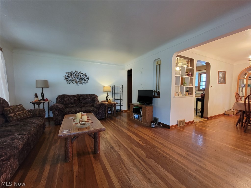 3908 Snow Road Cleveland, OH 44134 - Photo 22 of 29