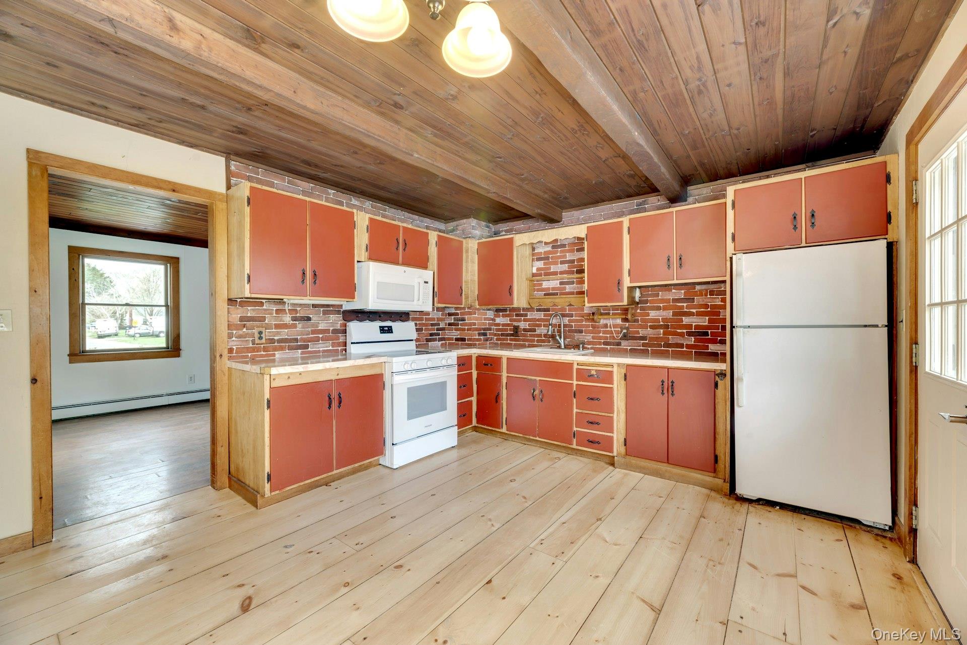 28-aka 710) Sound Road Greenport, NY 11944 - Photo 9 of 26