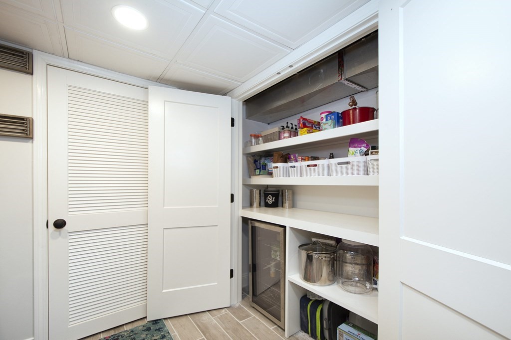 78 Colasanti Road Weymouth, MA 02191 - Photo 30 of 40
