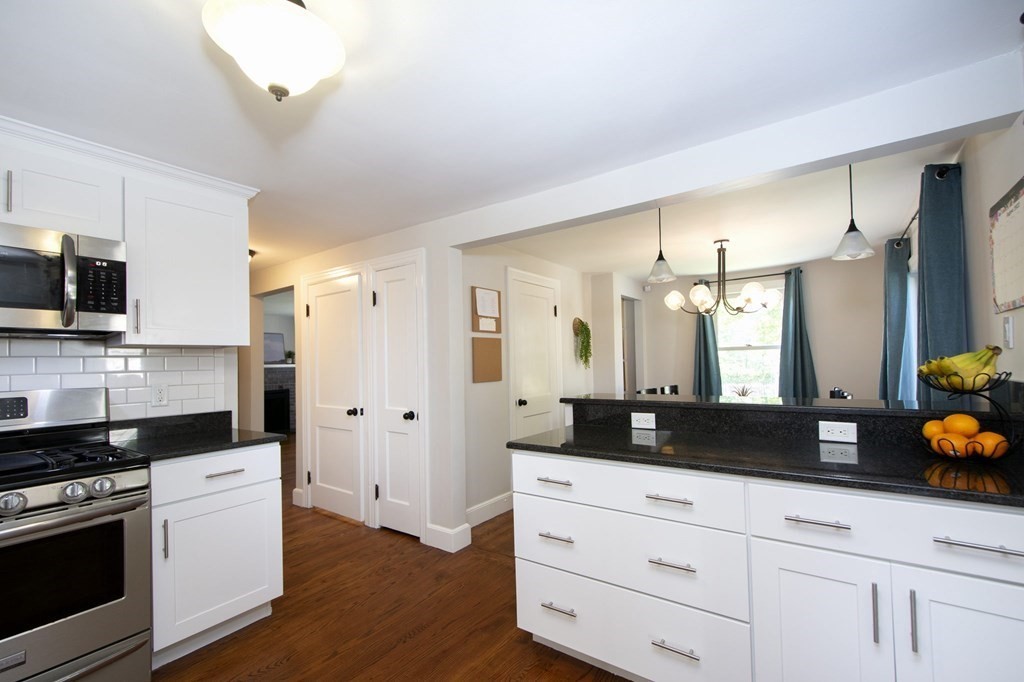 78 Colasanti Road Weymouth, MA 02191 - Photo 5 of 40