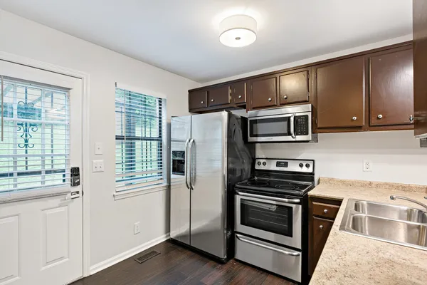 $1,600 | 3100 Conviser Drive, Nashville, TN 37207