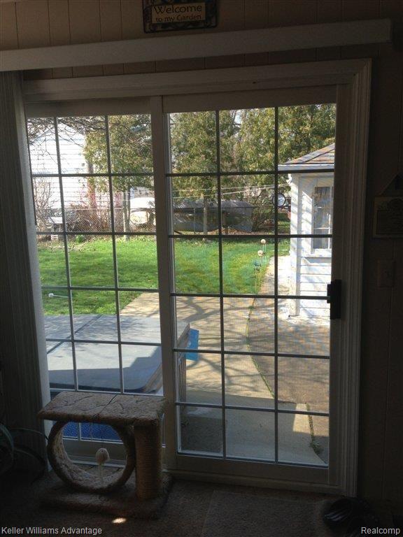 26334 Five Mile Road Redford, MI 48239 - Photo 11 of 15 doorwall