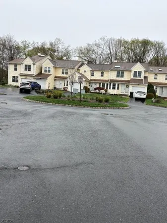 $3,600 | 14 Watchung Trail, Somerville, NJ 08876