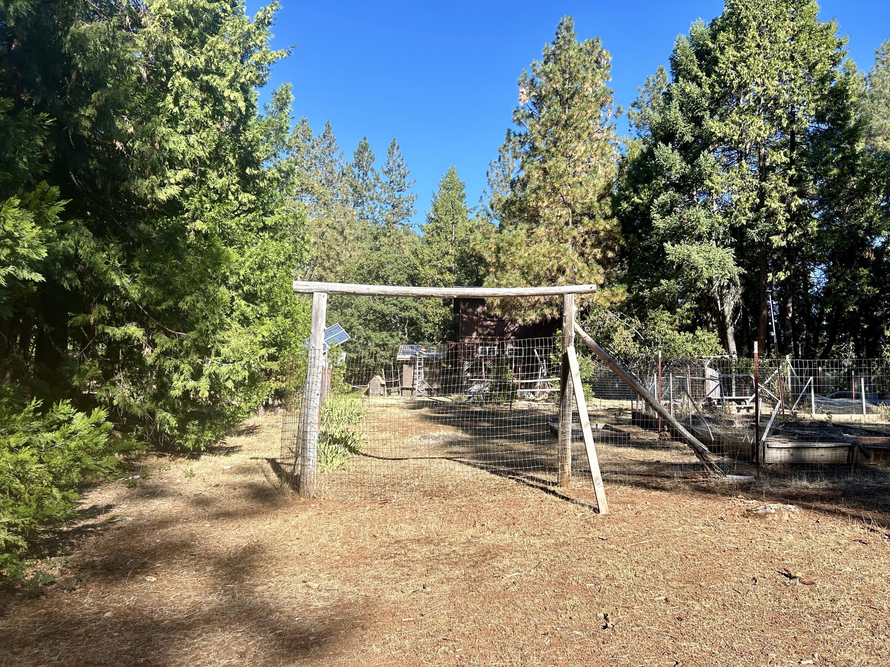 750 Mcdonald Creek Road Burnt Ranch, CA 95527 - Photo 27 of 35