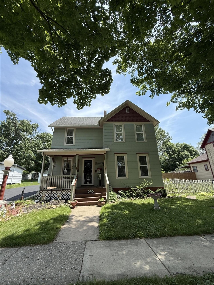 645 State Street Adrian, MI 49221 - Photo 2 of 30 Gallery Image 2