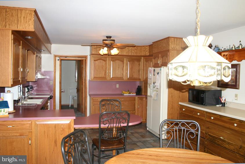 150 Speedwell Forge Road Lititz, PA 17543 - Photo 5 of 17