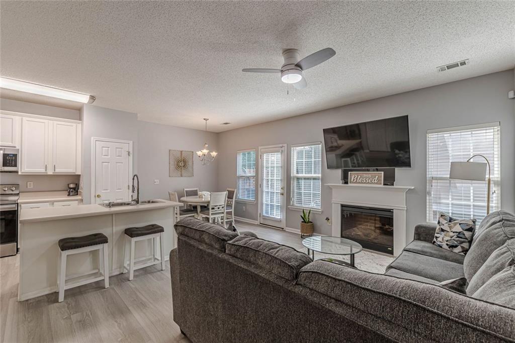 7640 Rutgers Circle Fairburn, GA 30213 - Photo 7 of 46