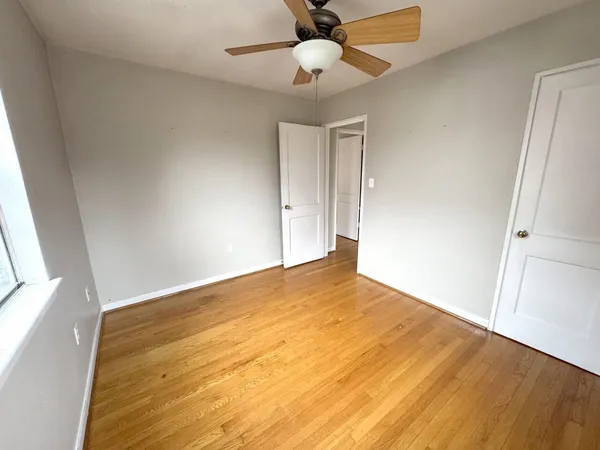 $330,000 | 1811 Windsor Avenue Southwest, Roanoke, VA 24015