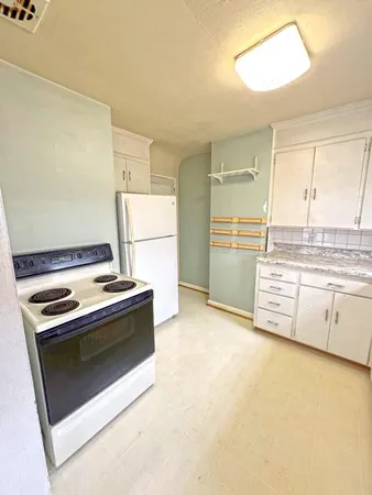 $330,000 | 1811 Windsor Avenue Southwest, Roanoke, VA 24015