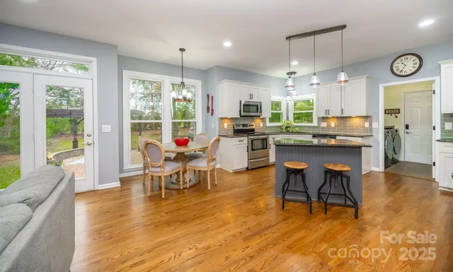 $569,000 | 5729 Woodridge Court Northwest, Concord, NC 28027