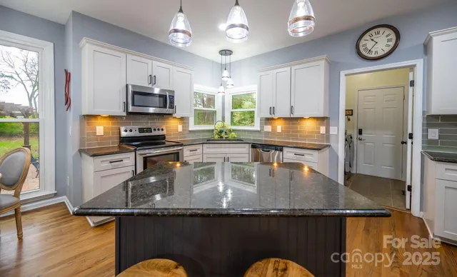 $569,000 | 5729 Woodridge Court Northwest, Concord, NC 28027