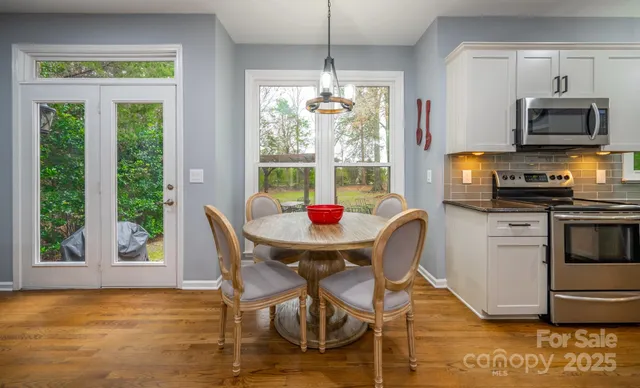 $569,000 | 5729 Woodridge Court Northwest, Concord, NC 28027