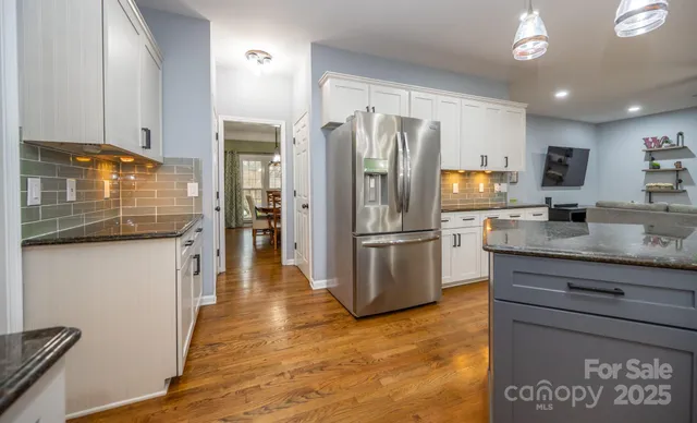 $569,000 | 5729 Woodridge Court Northwest, Concord, NC 28027