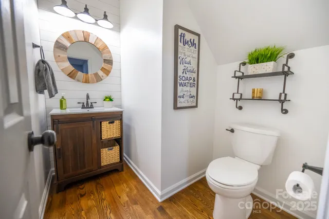 $569,000 | 5729 Woodridge Court Northwest, Concord, NC 28027