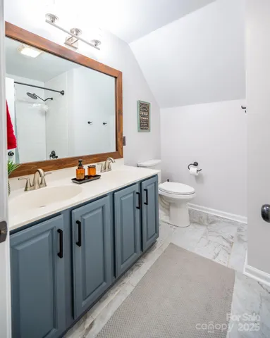 $569,000 | 5729 Woodridge Court Northwest, Concord, NC 28027