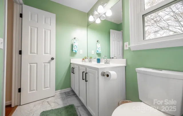 $569,000 | 5729 Woodridge Court Northwest, Concord, NC 28027